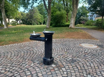 Trinkbrunnen in der Siena-Promenade