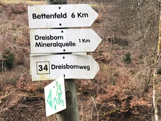 Hinweisschild zum Dreisborn