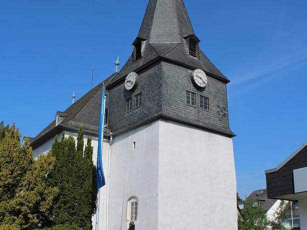 Evangelische Kirche Bicken 2
