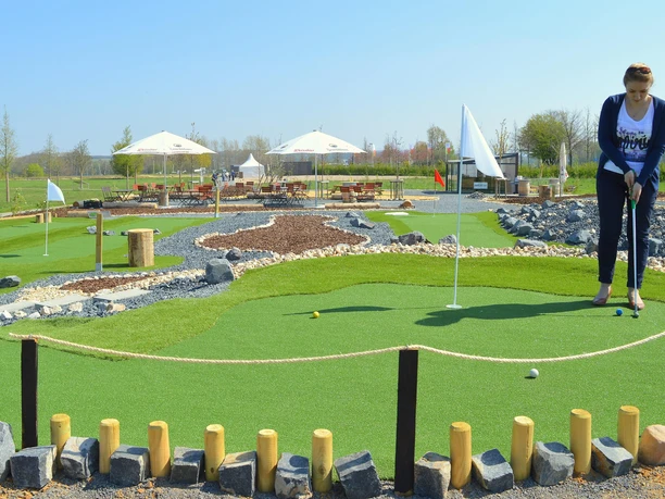 Adventure Golf