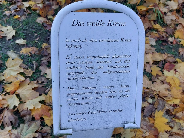 Tafel am Weißen Kreuz
