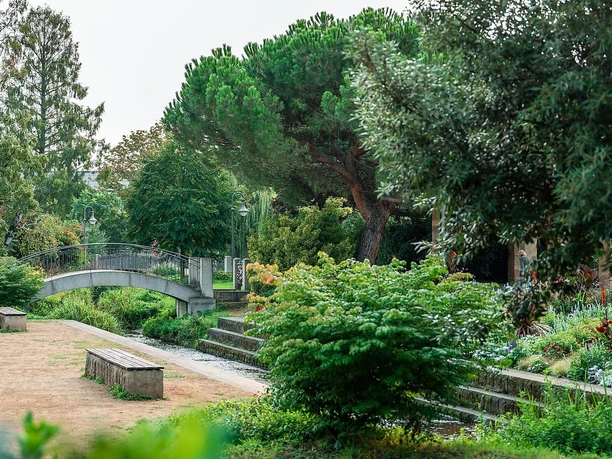 Der Untere Kurpark ist im englischen Stil angelegt