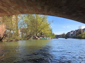 Ufercafé Gischler mit Blick vom Wasser
