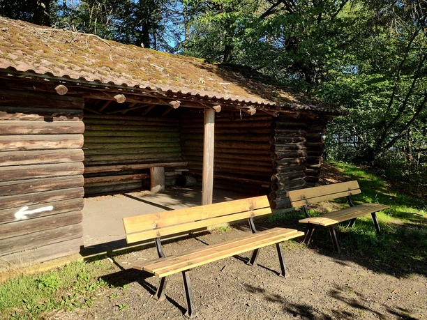 Schutzhütte Hirtenfels