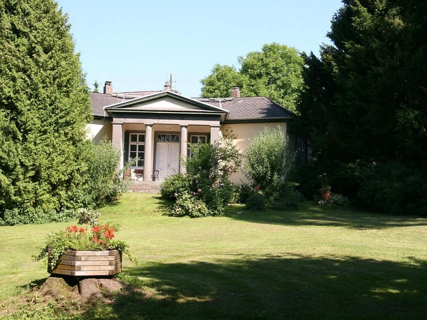 Pavillion im Burggarten Londorf