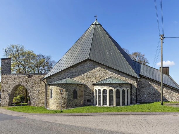 Zeltdachkirchen St.Elisabeth