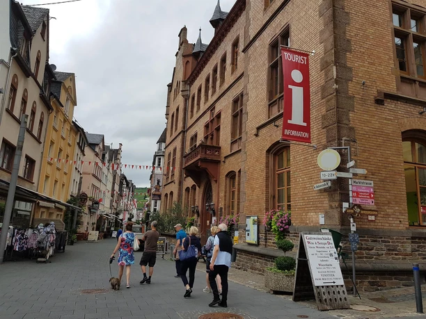 Rathaus & Tourist Information