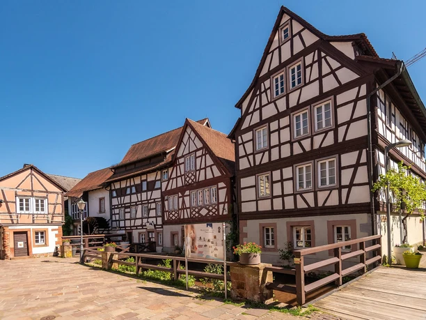 Außenansicht Museum unterm Trifels