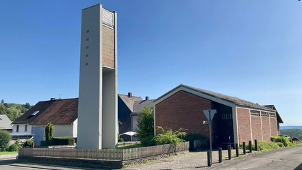 Evangelische Kirche Gusternhain 1