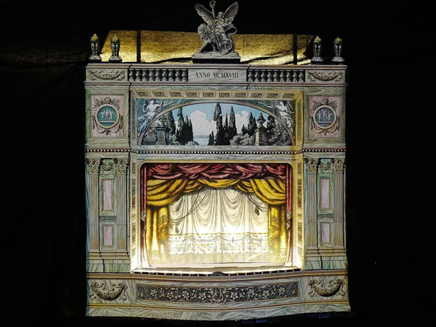 Papiertheater Bühne