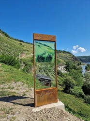 Stele 1