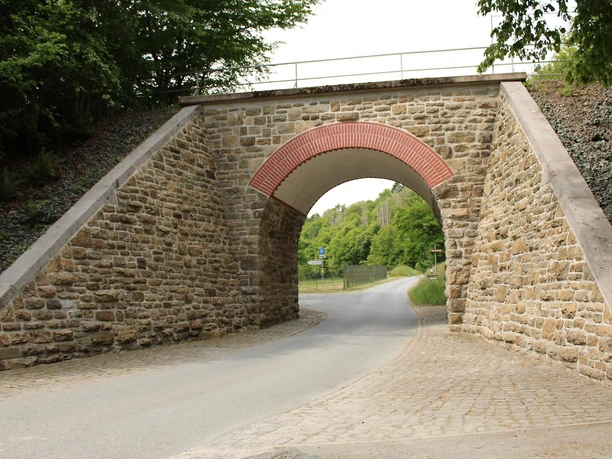 Rundbogenviadukt-Neukirchenseitig V2587
