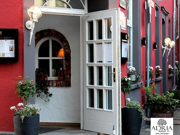 Adria Eingang