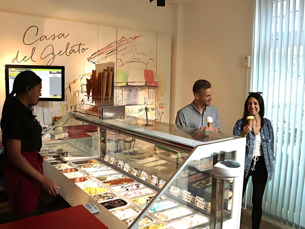 Eiscafe Casa del Gelato - Innen