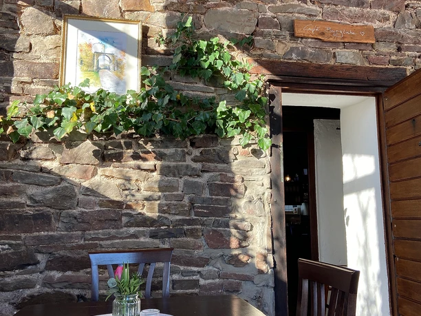 Café Burgliebe 3