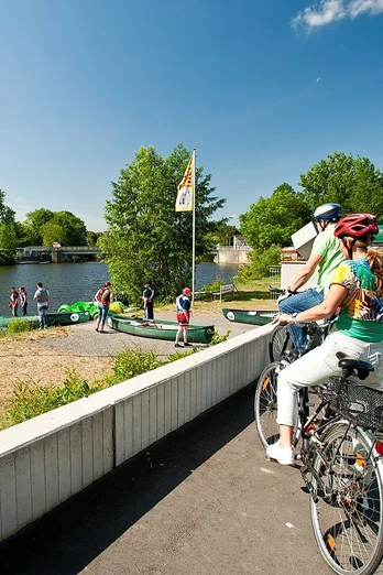 Lahnradweg trifft Kanufluss Lahn