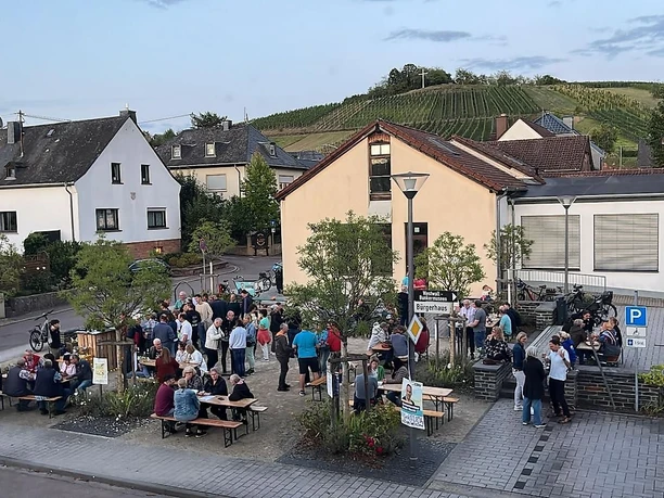 Weinstand Wiltingen - mittwochs up der Gaas