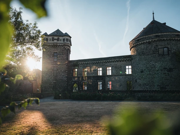 Stadtburg Sonnenaufgang