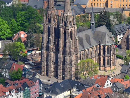Elisabethkirche Marburg von oben