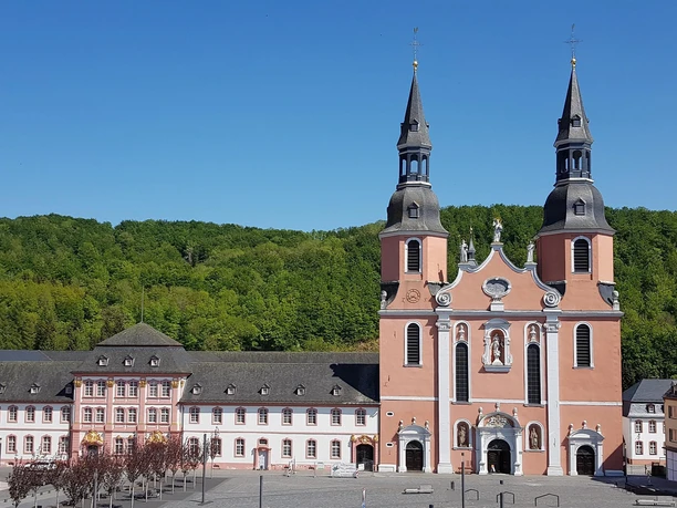 St. Salvator Basilika, Hahnplatz, Prüm