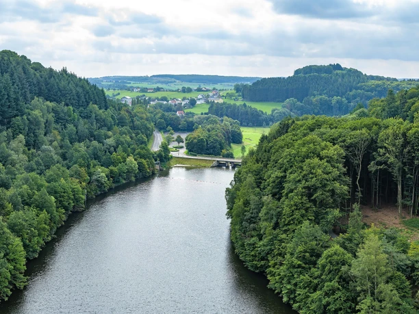 Blicl auf den Stausee Bitburg