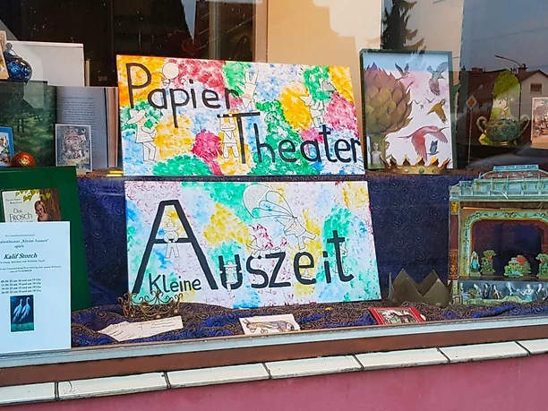 Papier Theater "Kleine Auszeit"