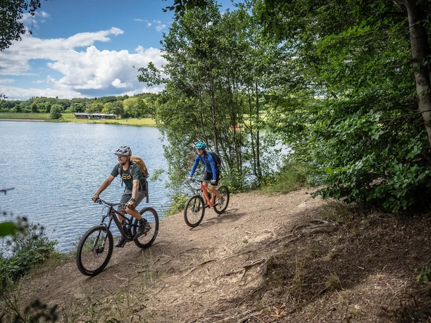Radfahren am Freilinger See Radfahren am Freilinger See