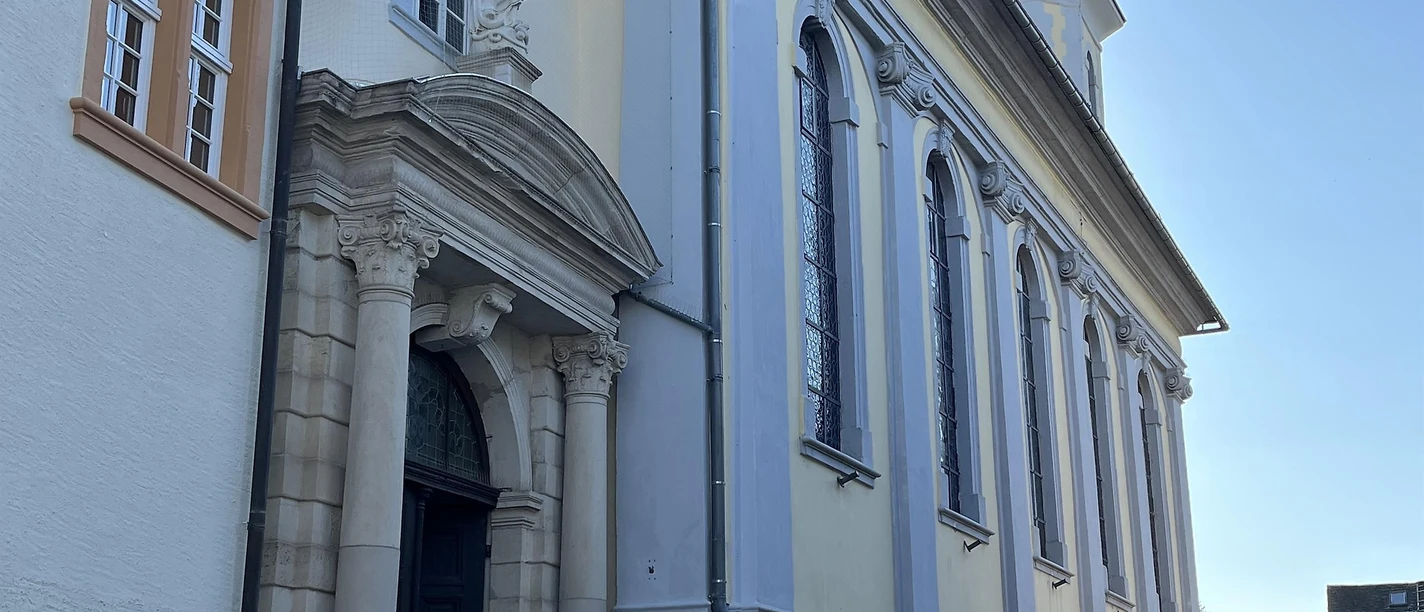 Kath. Kirche St. Josef außen