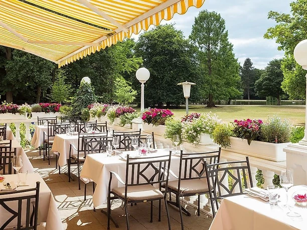 Terrasse Nells Park Hotel