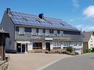 Dorfladen mit Gaststätte in Reudelsterz