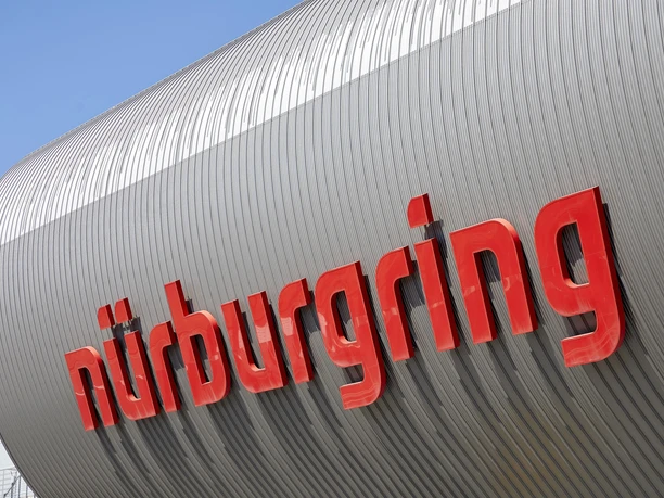 Nürburgring Schriftzug