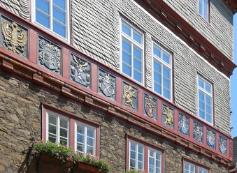 Historisches Rathaus auf dem Marktplatz Herborn 1