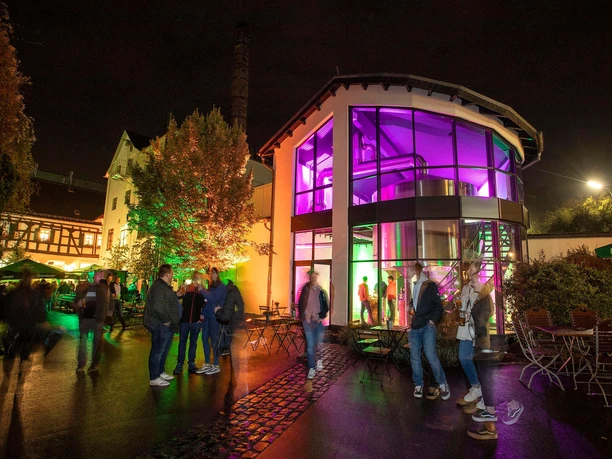 Hachenburger Bier-Lobby und Innenhof