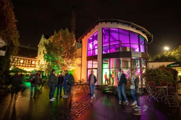 Hachenburger Bier-Lobby und Innenhof