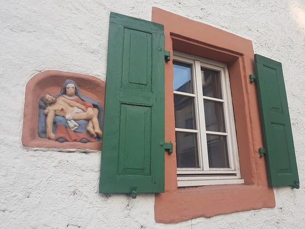 Fenster mit Bildstock Fenster mit Bildstock