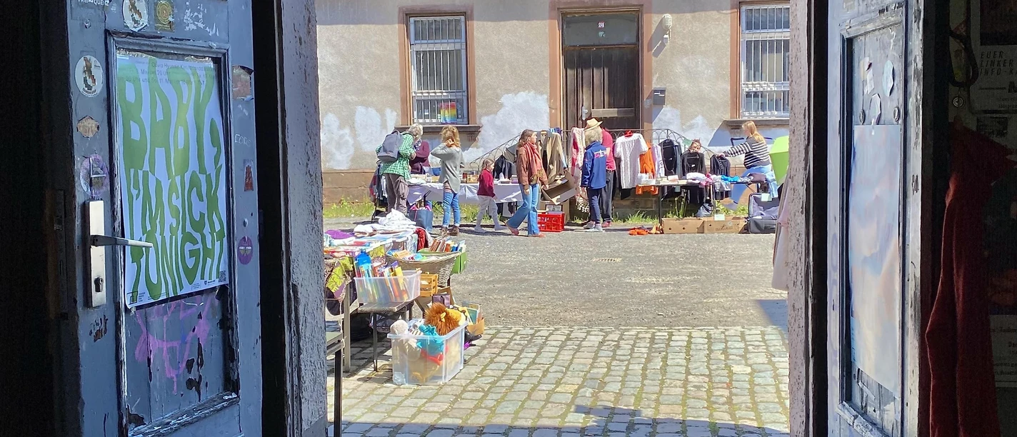 Flohmarkt Flohmarkt