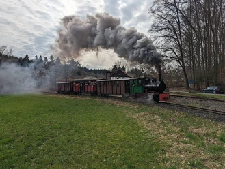 Dampfzug mit Preller