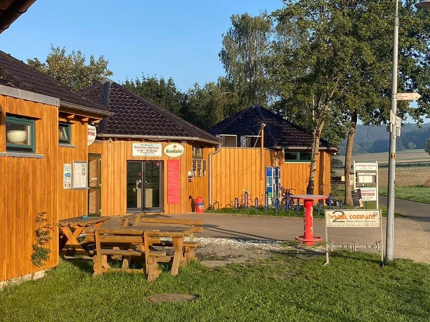 Badestrand und Seeterrasse Aartalsee 3