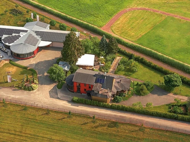 Weingut & Winzerhofcafé Görgen Platten