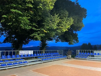 Klickerarena mit Tribüne in Kirchen (Sieg)
