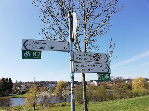 HBR-Beschilderung