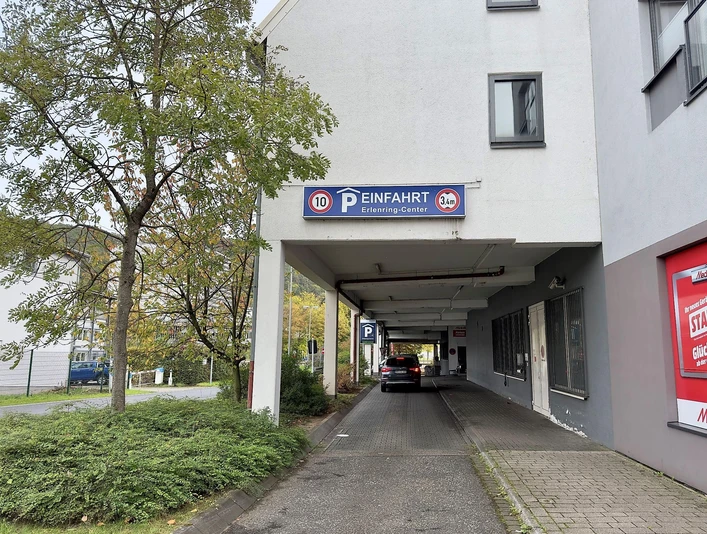 Einfahrt Parkhaus Erlenring
