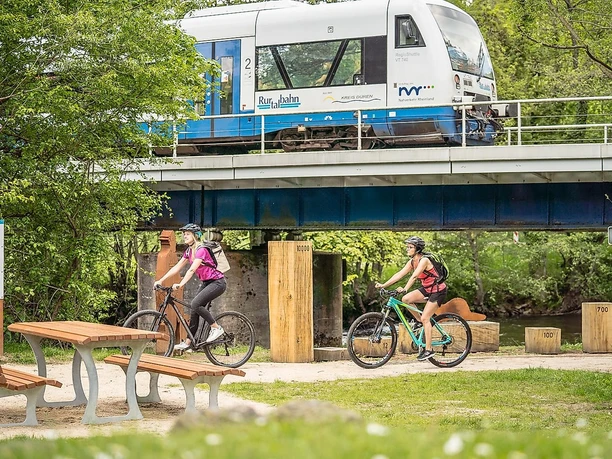 Station des RurUfer Radwegs in Zerkall