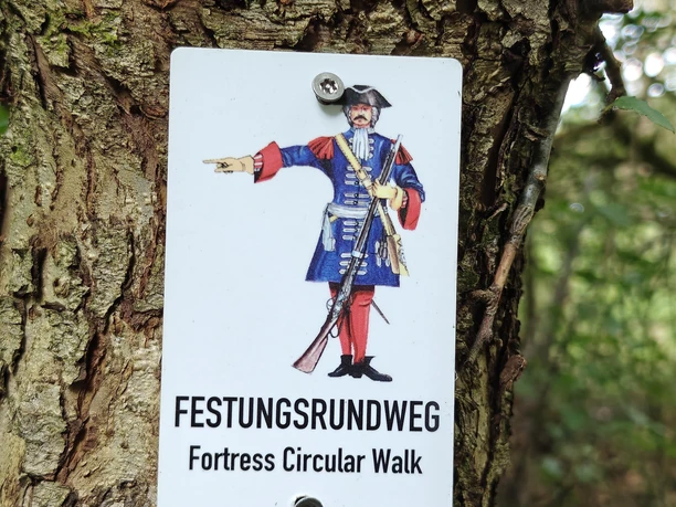 Festungsrundweg Beschilderung