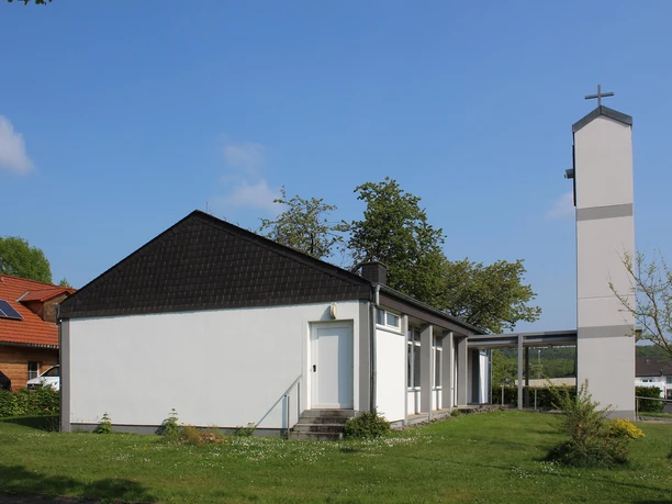Evangelische Kirche Bellersdorf 2 Evangelische Kirche Bellersdorf 2