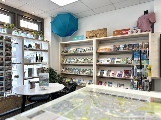 Touristinfo am Bahnhof - Stadtplan