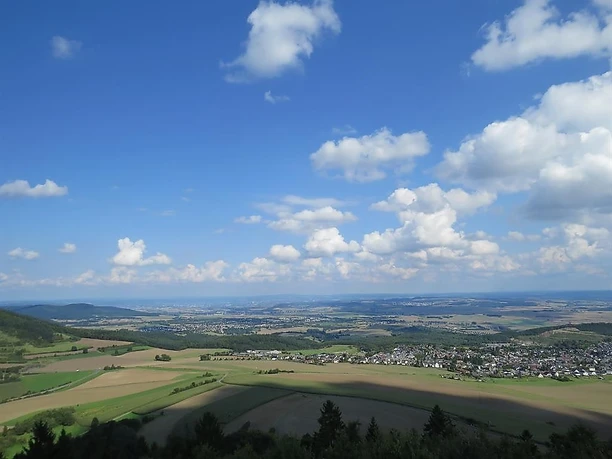 Ausblick vom Hochsimmerturm in Ettringen