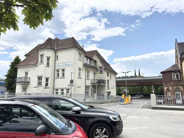 Auffahrt Parkdeck Hauptbahnhof Marburg
