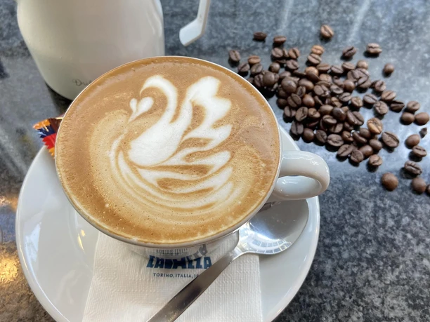 Bistro im Flecken Kaffee