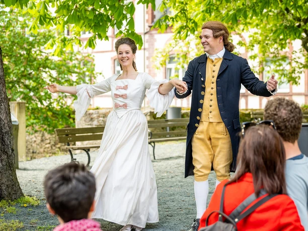 Lotte und Goethe im Lottehof